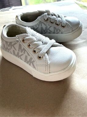 Michael Kors White Kids Logo Low-Top Sneakers